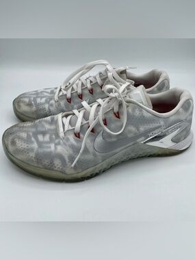 Nike Metcon 4 Womens Size 11 Premium Sneakers Cross Training Shoes
